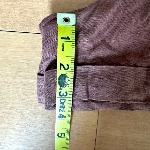 NWT, Old Navy Linen Blend Elastic Waist Shorts, Size L - Picture 6 of 6